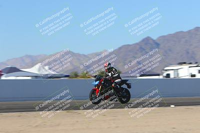 media/Nov-06-2023-Moto Forza (Mon) [[ce023d0744]]/4-Beginner Group/Session 4 (Finish Line Checker)/